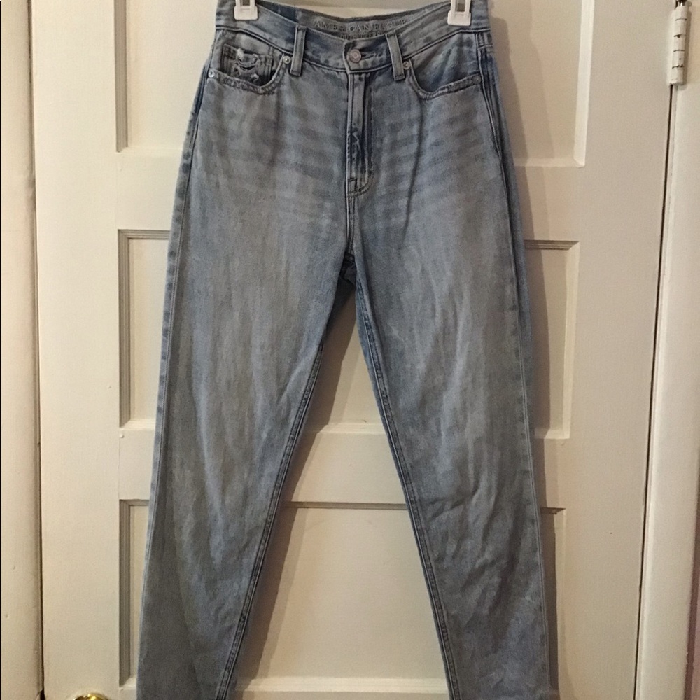 American Eagle Mom Jeans